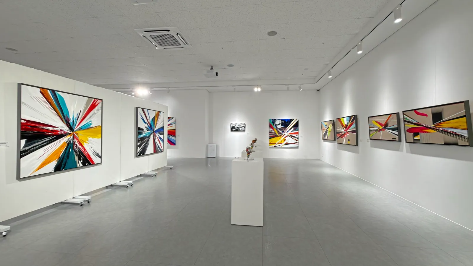 갤러리유피 · 부산 · 전시 전경 (14점) (7) · 강민석 Minseok Kang