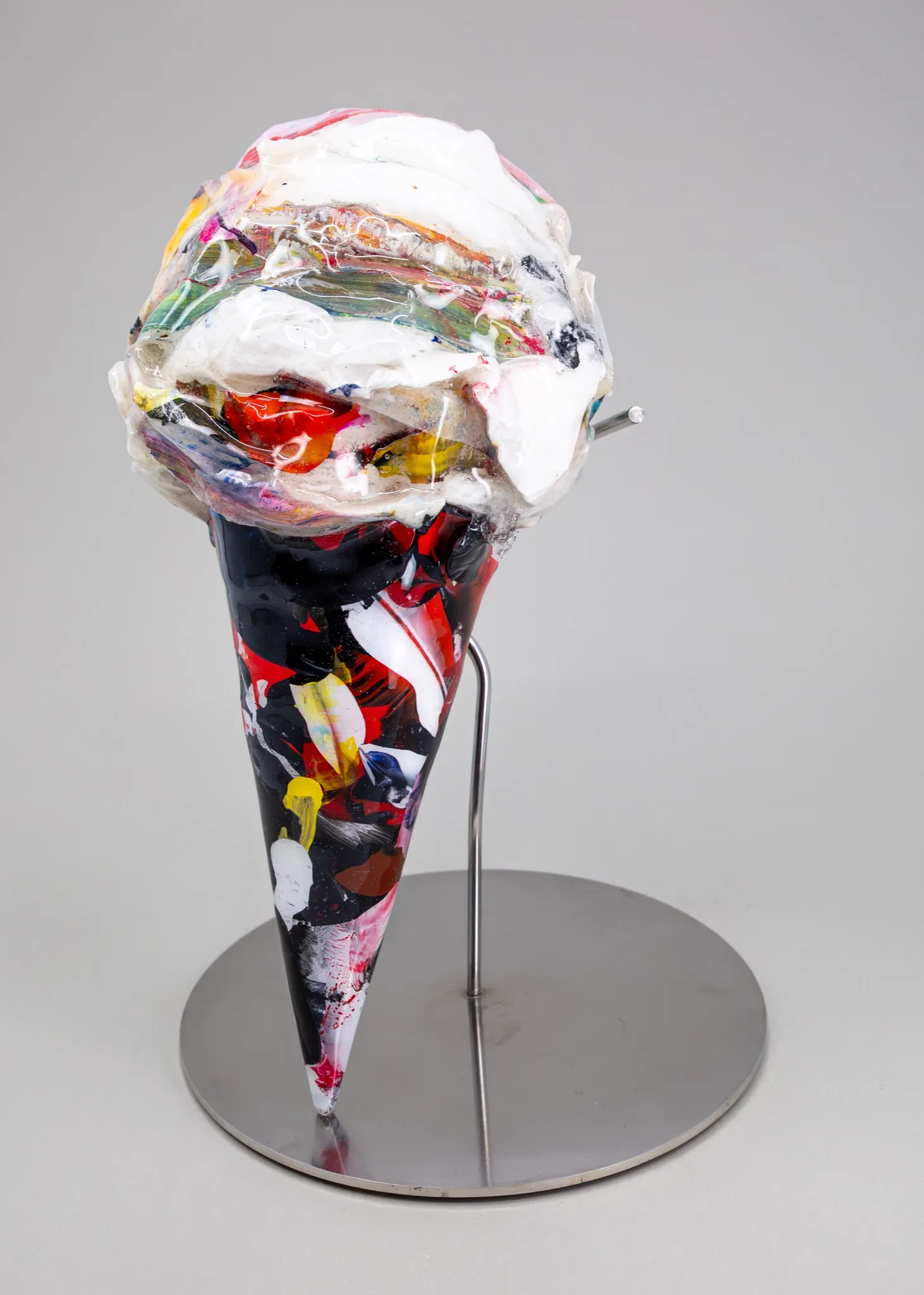 LOVE ME · 13×13×19cm · Acrylic paint, resin, stainless steel · 2024 · 강민석 Minseok Kang