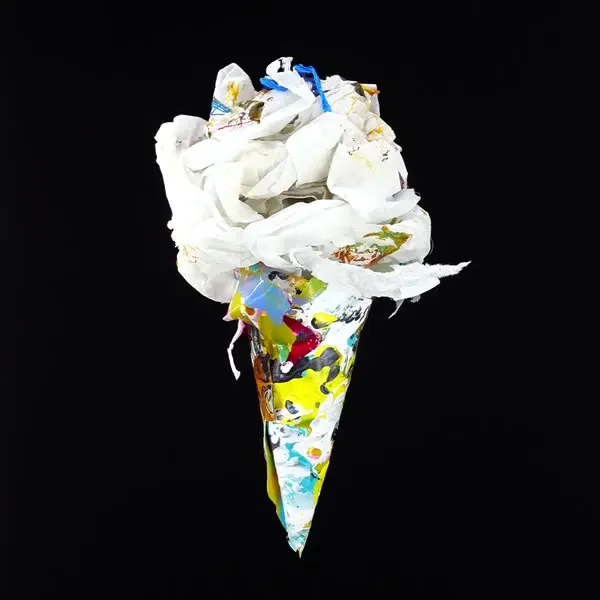 강민석 Minseok Kang, Ice Cream No.53 — 루프로 재생되는 아이스크림 형태의 단채널 영상, Single-channel video