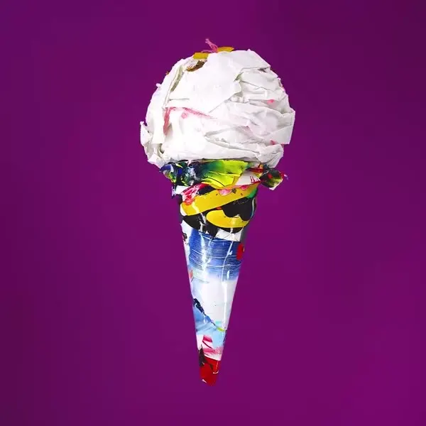 강민석 Minseok Kang, Ice Cream No.62 — 루프로 재생되는 아이스크림 형태의 단채널 영상, Single-channel video