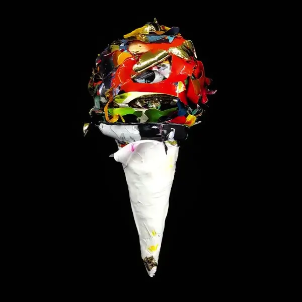 강민석 Minseok Kang, Ice Cream No.71 — 루프로 재생되는 아이스크림 형태의 단채널 영상, Single-channel video